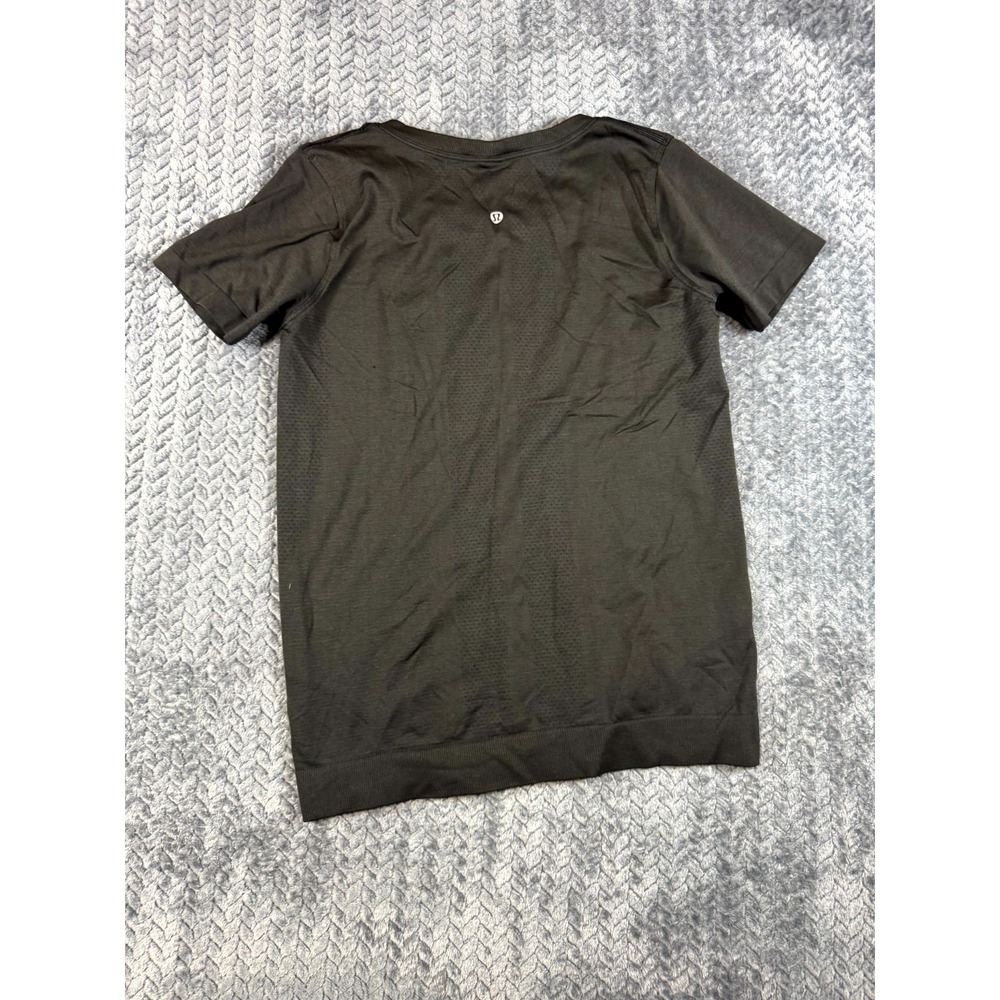 Lululemon T Shirt Womens Black Short Sleeve Performance Cross Training Crewneck - Picture 2 of 5